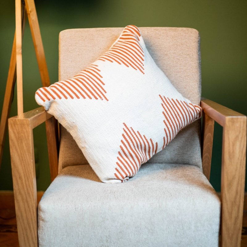 Naya Cushion Noll219