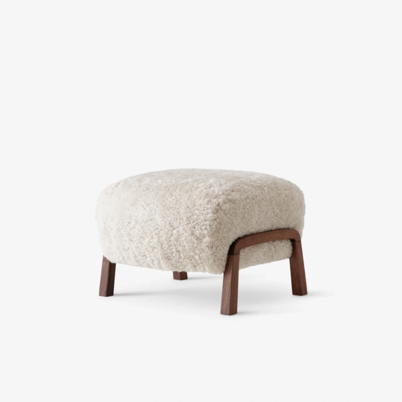 Modern Ottoman Pouf With Curved Leg DE021